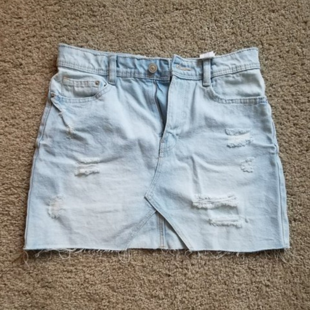 Zara Light Wash Distressed Denim Skirt - Picture 3 of 5